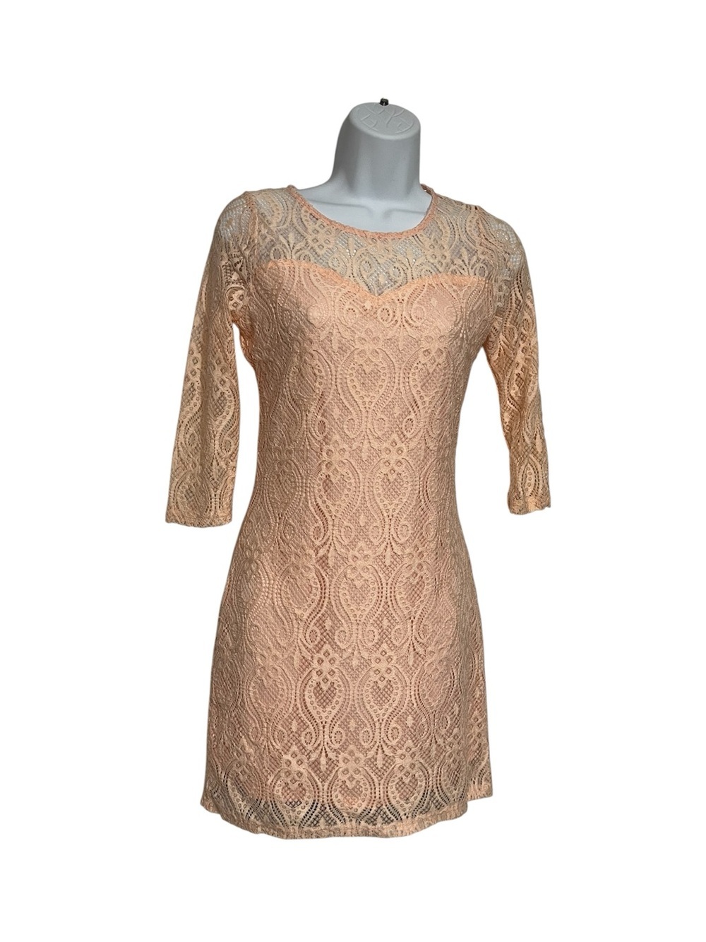 Boutique Baby Pink Full Lace Dress Sleeves Heart Neckline Size Medium Feminine